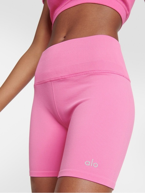 ALO Yoga Pants - ALO Seamless Rib Bike Shorts In Paradise Pink